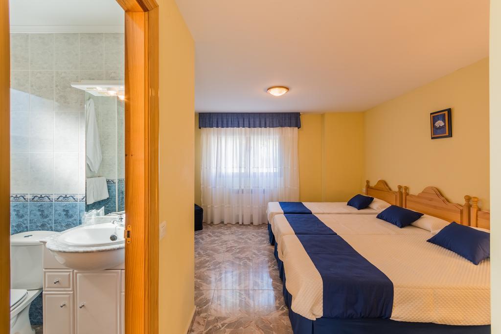 Apartamentos La Bolera Isla Exterior photo